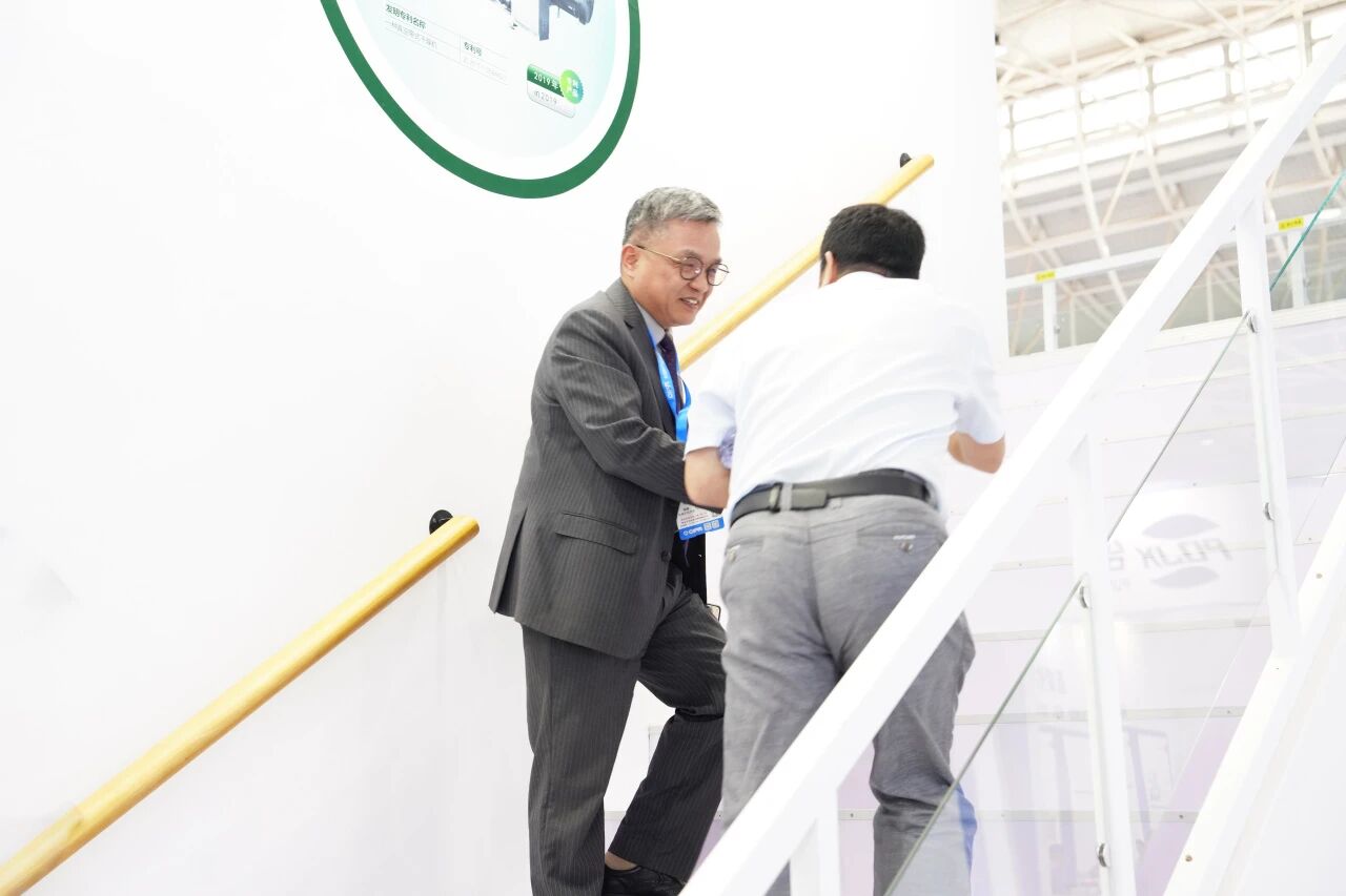 Z6��������ʱ(�й�)-�ٷ���վ